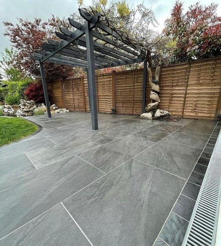 Anthracite black porcelain - anthracite,